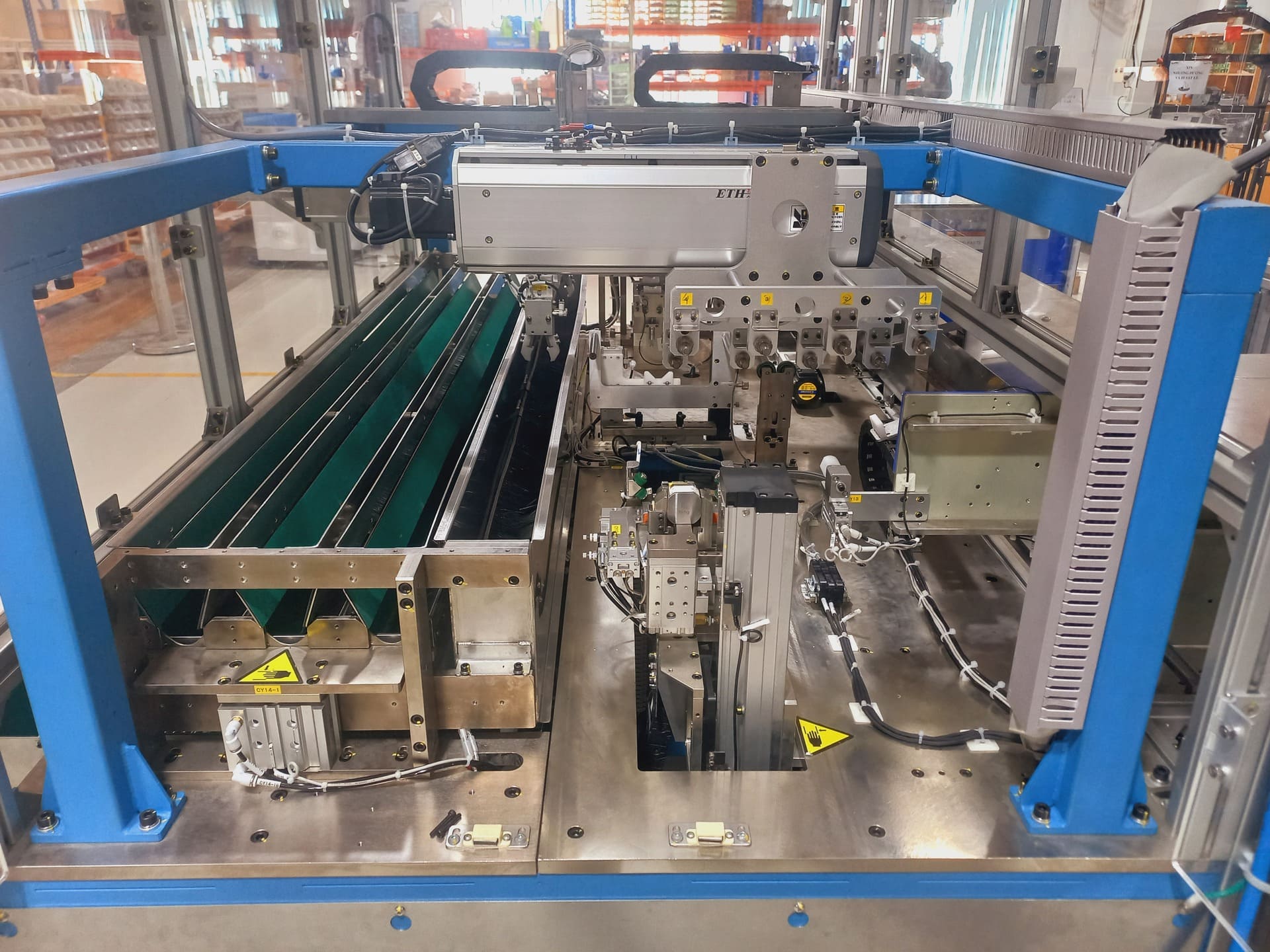 IGR-AIM-01は、高精度製品のために設計された自動周波数検査装置です。1製品あたりわずか10秒の検査サイクルで、企業は検査時間を短縮し、生産性を向上、さらに人件費や手動検査によるミスを削減できます。
ゴルフクラブや機械部品など、精度が求められる製品に最適なソリューションです。
品質管理を革新するIGR-AIM-01で、自動化と高精度検査を実現しましょう。